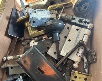 antique knobs and hardware