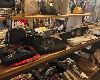 HUGE selection vintage bags, purses, beaded bags, leather bags