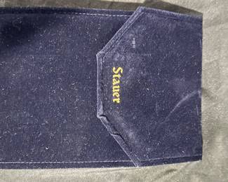 Stayer necklace with Case