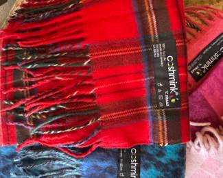Cashmink scarfs