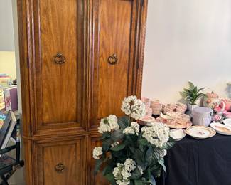 Wood cabinet 