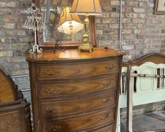 Walnut Chest of drawers