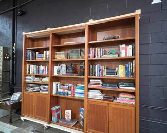 Book shelving unit cabinet