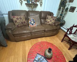 61Dec 14 2025 10 06pmSMNH