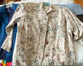 LizWear Womens Floral Print Linen Blend Barn Jacket