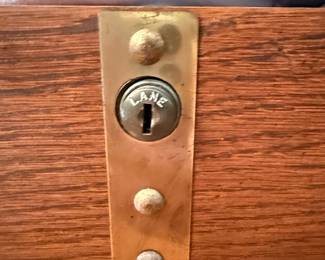 Lane Cedar Hope Chest third image