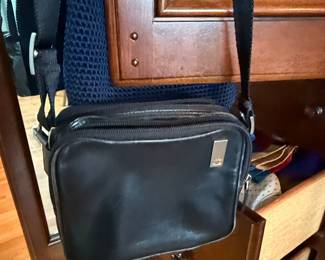 Dunhill Black Leather Crossbody Bag