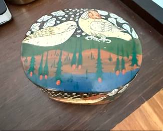 Vintage HandPainted Papiermch Trinket Box with Bird Motif