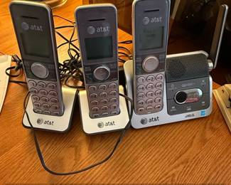 ATT CL DECT . Cordless Answering System with Handsets