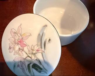 Vintage Porcelain Trinket Box with Orchid Design second image
