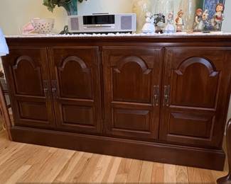 Ethan Allen Georgian Court FourDoor Sideboard