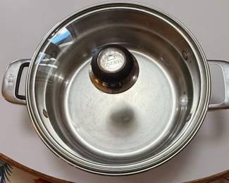 Oneida Stainless Steel Stock Pot with Lid