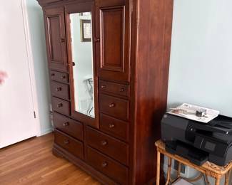 38Dec 15 2025 08 15pmgeBr