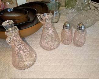 Hazel Atlas Pink Spaghetti String Condiment Set second image