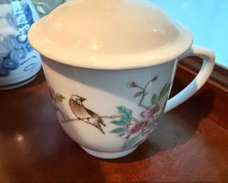 Chinese Porcelain Gaiwan with Bird and Floral Motif