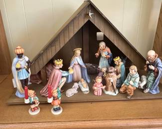 Goebel Hummel Nativity Scene Set