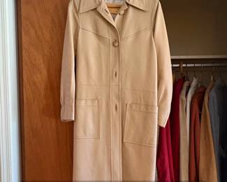 Vintage LEDASPAIN by Gropper Beige Leather Trench Coat