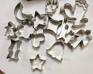 Vintage Metal Cookie Cutters Set third image