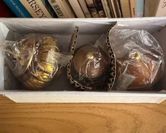 Vintage Decorative Drawer Pulls or Knobs