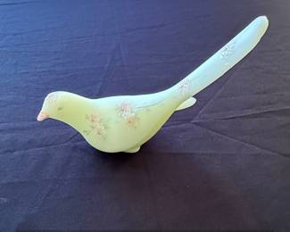 Fenton Happiness Bird Custard Satin Glass Figurine