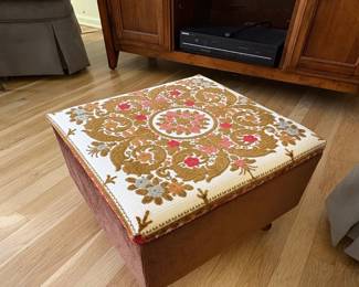 Vintage Floral Tapestry Storage Ottoman second image