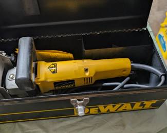 DeWalt Biscuit plate joiner kit