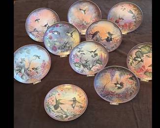 Bradford exchange group of 10 collector plates