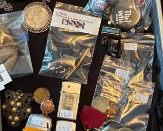 (C) Vintage Star Wars Weapons Lot