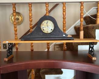 Mantle Clock 