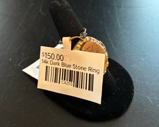 14k Dark Blue Stone Ring