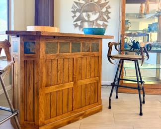 Wood entertainment Bar top with opening cabinet