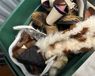 Fur Collars
Juicy couture etc