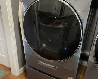 Front load whirlpool washer 