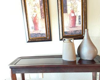 sofa table/decor