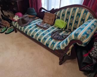 Gooseneck Chaise Lounge