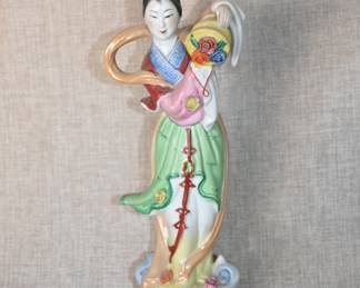 geisha figurine