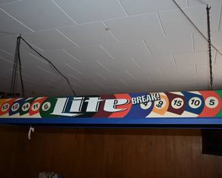 Pool table hanging light