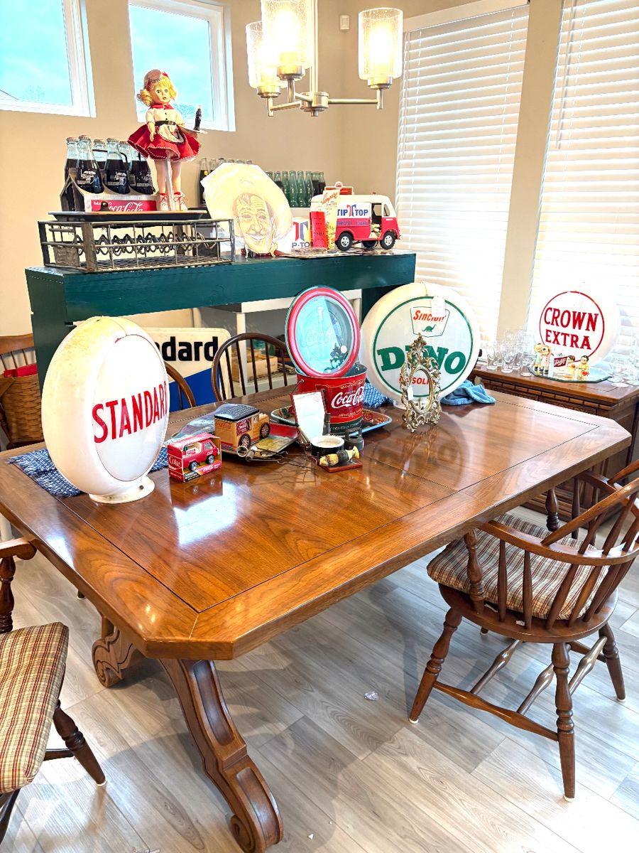 Vintage Coca Cola merch, unique oil pump globes and more 