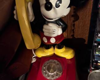 Vintage 1976 Mickey Mouse Rotary Telephone