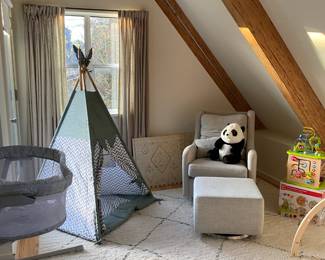  Overview of items in the sale.