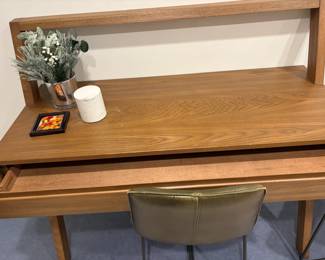 view with drawer open