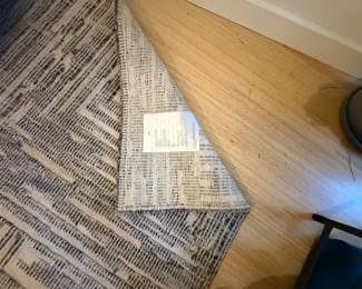 Back of the rug in previous photo.  