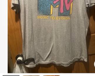 Tons of men’s work wear, and authentic vintage t shirts many to choose from low prices 