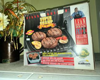 FOREMAN GRILL IN BOX