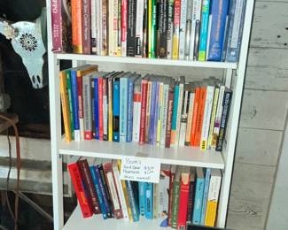 TO THE GARAGE! LOTS OF BOOKS!