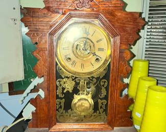 GLORIOUS ANTIQUE WATERBURY KITCHEN ALARM CLOCK!