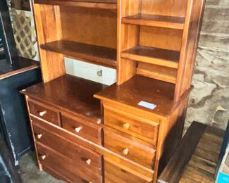 SOLID PINE DRESSER & HUTCH