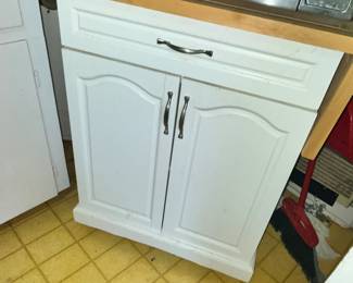 ROLLOING KITCHEN ISLAND WITH DROP LEAF