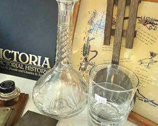 LOVELY CRYSTAL DECANTER