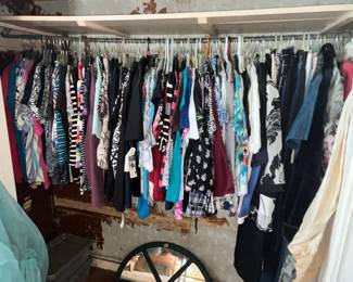 CLOSET FULL